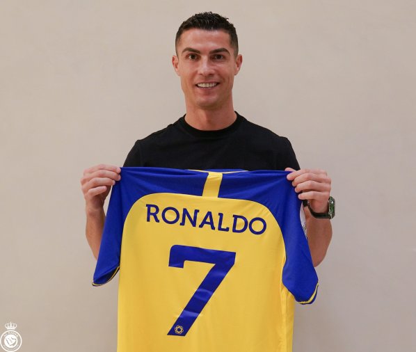 Cristiano Ronaldo został zaprezentowany w Al-Nassr (Wideo)