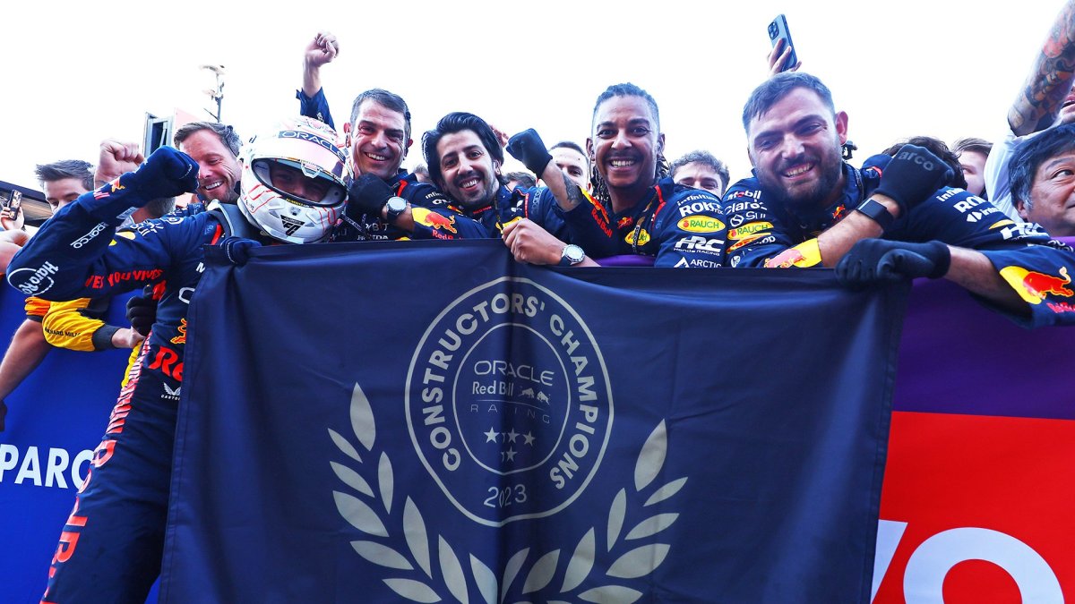 Verstappen wygrywa Grand Prix Japonii, Red Bull mistrzem konstruktorów