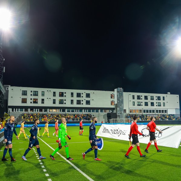 Lech Poznań po trudnym boju remisuje!