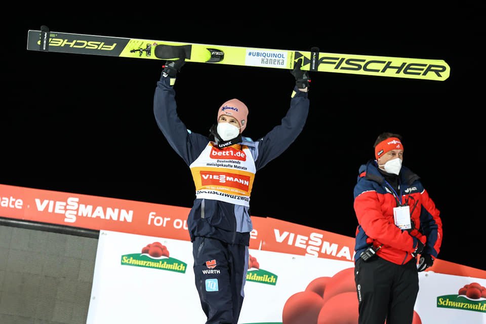 PŚ w skokach: Podwójny triumf Geigera