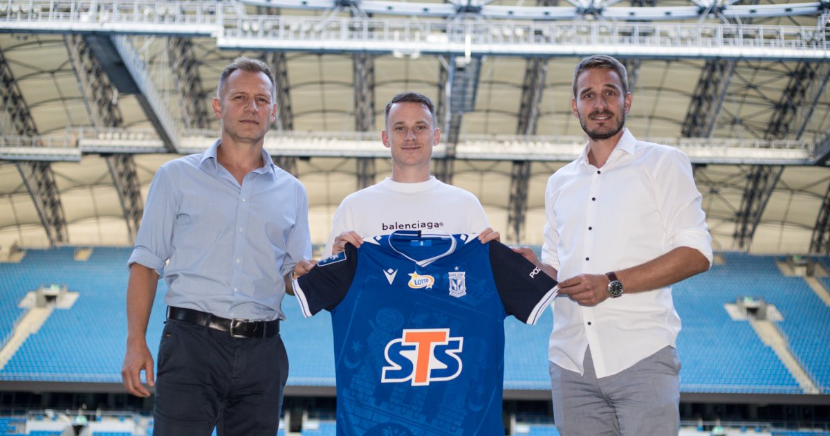 Transfery. Lech Poznań sfinalizował solidne wzmocnienie. Jan Sykora podpisał kontrakt
