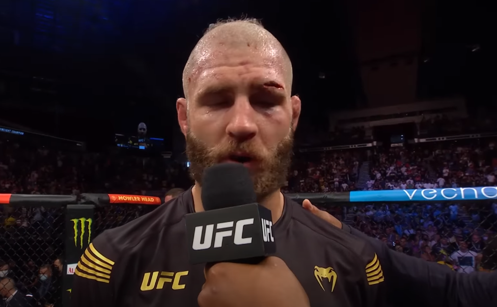 Mocny pojedynek na UFC 295!