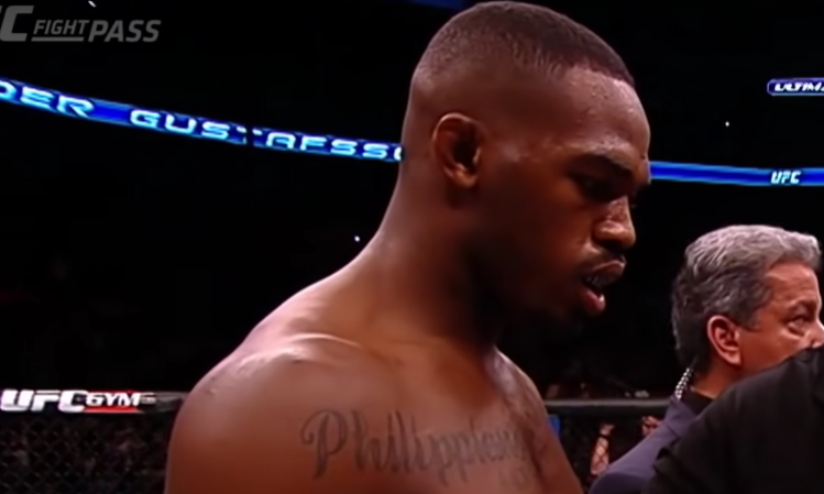 Jones wypada z walki na UFC 295!