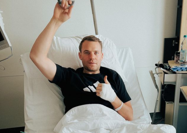 Neuer złamał nogę podczas skitouringu