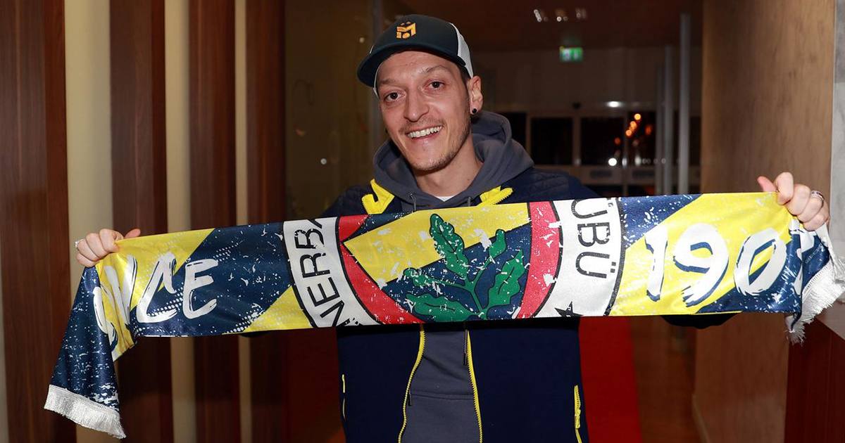 Fenerbahce prosi kibiców o pomoc w pokryciu pensji Mesuta Ozila