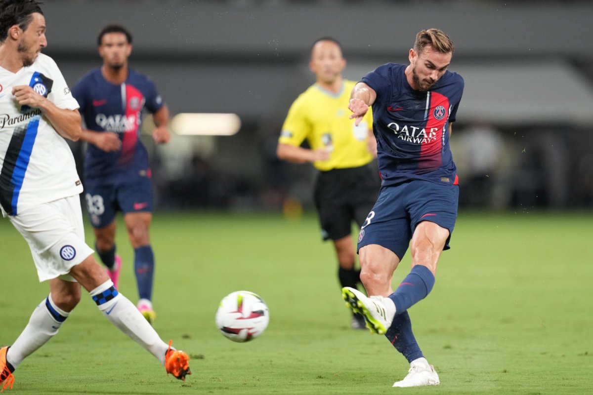 Luis Enrique ma nad czym myśleć. Wpadka PSG w sparingu 