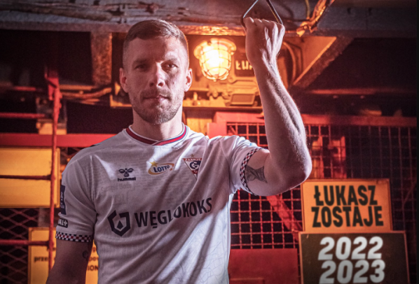 Oficjalnie: Podolski będzie nadal grał w Górniku Zabrze!