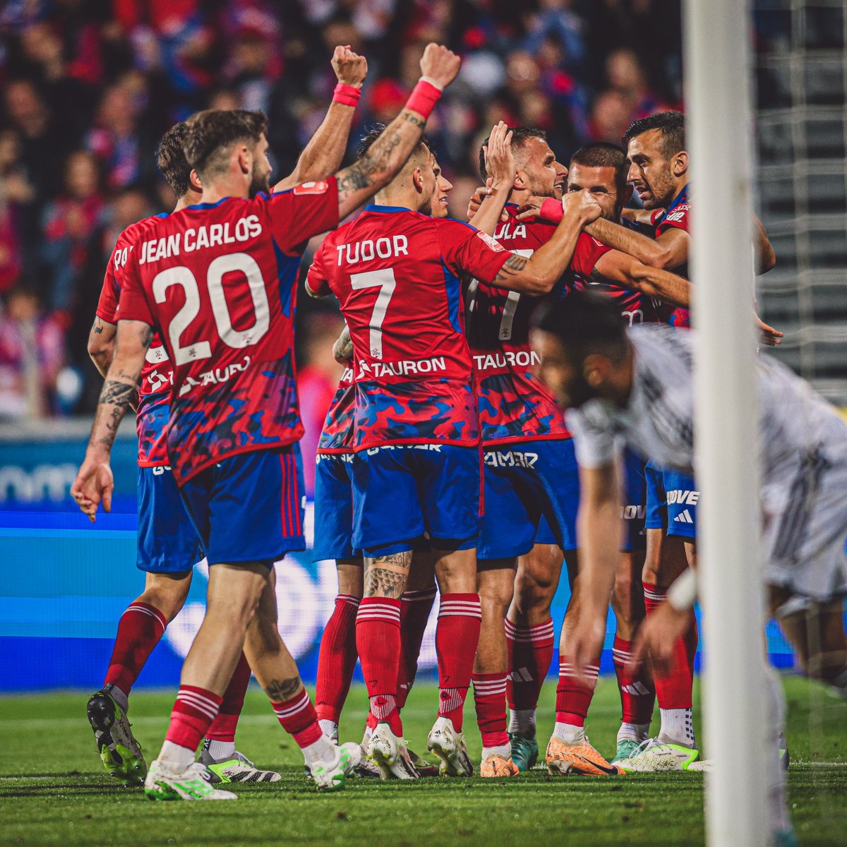 El.LM: Raków pokonuje Qarabag po szalonym meczu! 