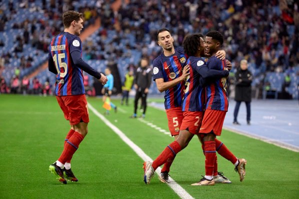 Superpuchar Hiszpanii: Barcelona drugim finalistą!