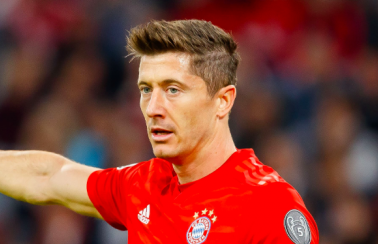 Liga Mistrzów. Gole Krychowiaka i Lewandowskiego. Remis Szczęsnego (wideo)