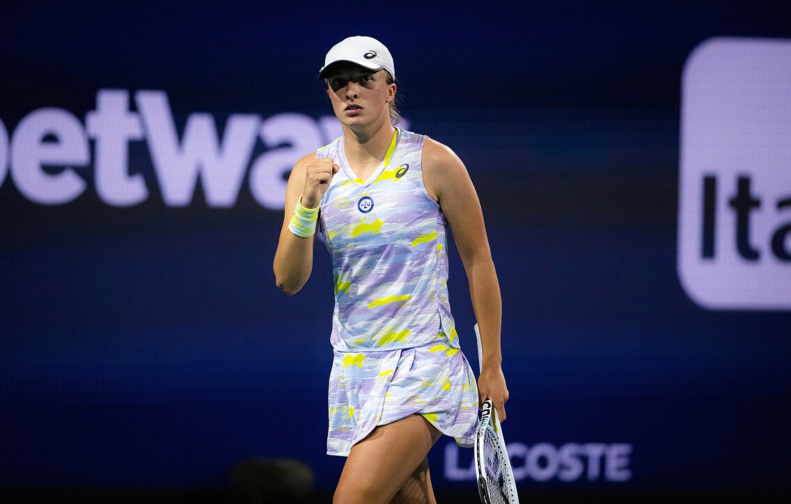 Turniej WTA w Miami: Spokojny awans Świątek do ćwierćfinałów