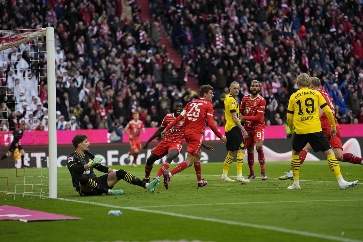 Bundesliga: Borussia Dortmund na kolanach. Bayern nie dał jej żadnych szans!