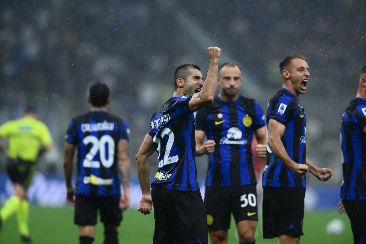Serie A: Czarno-niebieska demolka na San Siro. Inter triumfuje w derbach Mediolanu!
