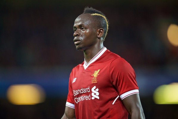 Bayern musi postarać się bardziej. Pierwsza oferta za Mane odrzucona przez Liverpool