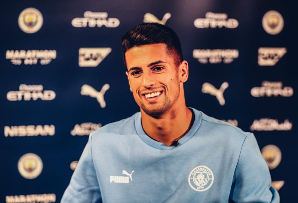 Prawdziwa bomba na koniec okienka. Joao Cancelo odejdzie do Bayernu Monachium!