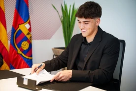OFICJALNIE: Pau Cubarsí przedłużył kontrakt z FC Barceloną