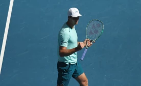 Australian Open: Pierwszy raz Hurkacza! Jest w ćwierćfinałach