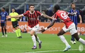 Serie A: Milan rzutem na taśmę wygrywa w derbach Mediolanu! [WIDEO]