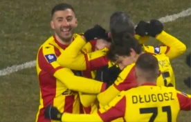 Mariusz Stępiński bohaterem Korony Kielce. Legia Warszawa zadomawia się w strefie spadkowej [WIDEO]