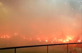 Wielkie racowisko na meczu Pogoń Szczecin - Wisła Kraków. Wzajemne pozdrowienia [WIDEO]
