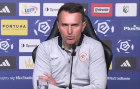 Trener Zagłębia Lubin grzmi po porażce z Legią Warszawa. Oberwało się japońskim sędziom i bramkarzowi Legii