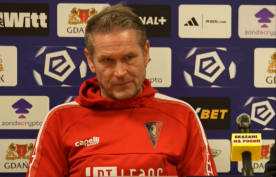 Thomas Thomasberg nie wyszedł do mediów po porażce z Lechem Poznań. Natychmiastowe spotkanie z zarządem