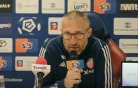 Marek Papszun zaniepokojony pracą sędziów. "Muszą sobie z tym poradzić"