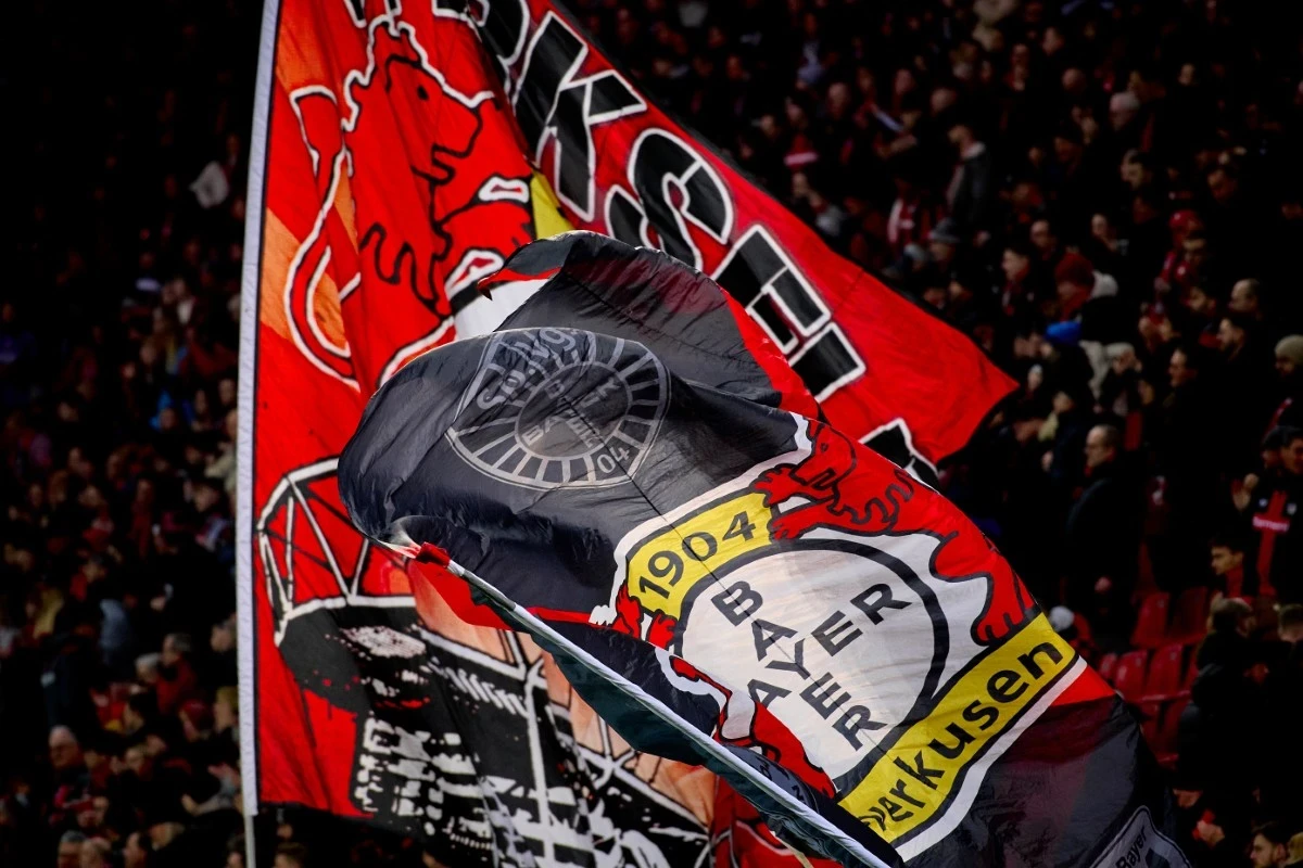 Skrót meczu Bayer Leverkusen - RB Lipsk. Gole i najciekawsze momenty (02.05.2026)