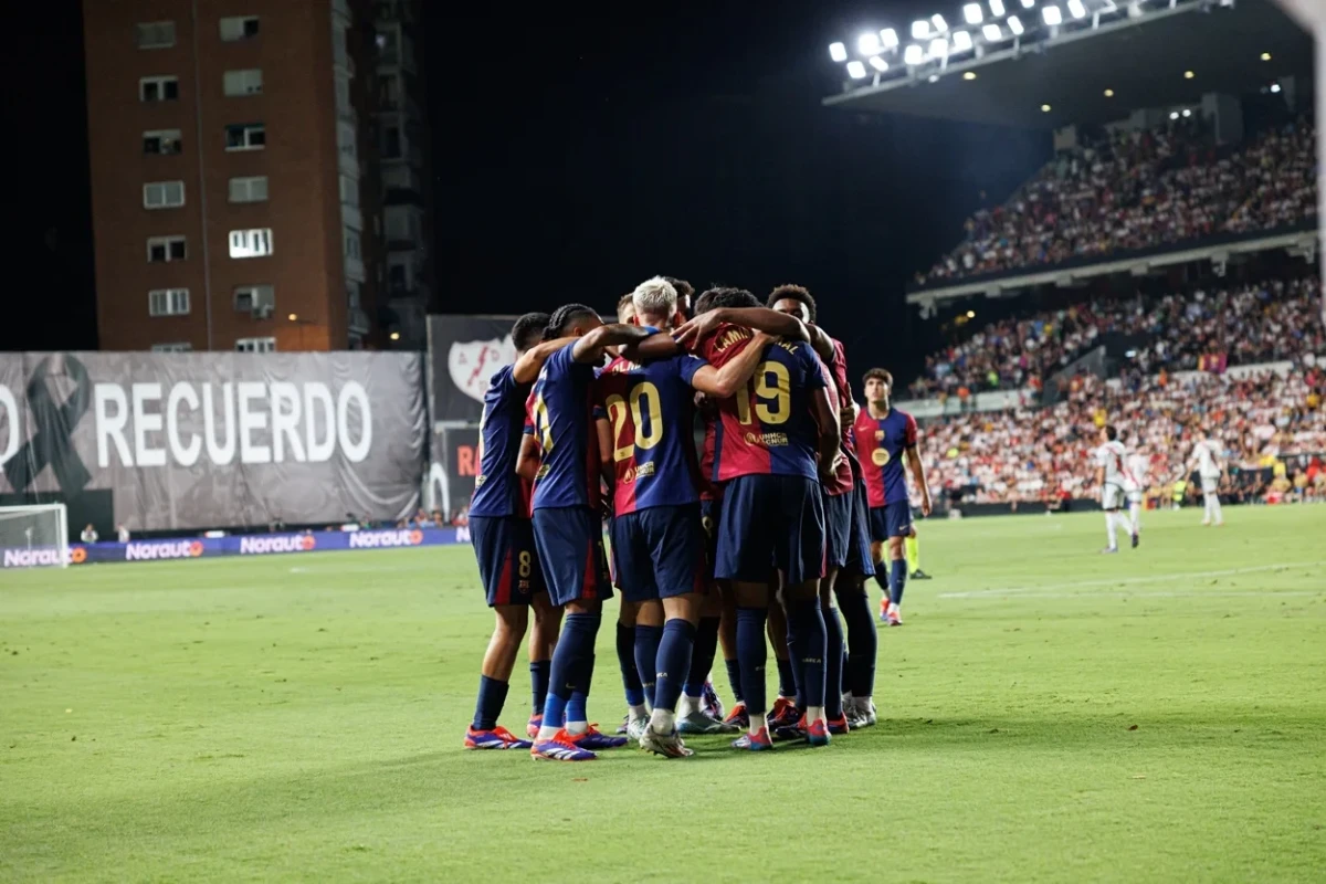 Bramki i skrót meczu FC Barcelona - Elche CF. Obejrzyj wideo (02.11.2025)