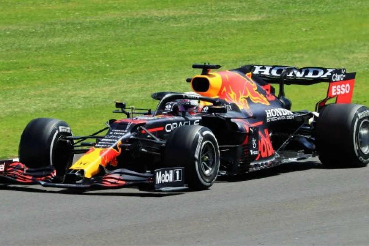 GP Węgier: Verstappen na drugim miejscu dzięki odważnej strategii Red Bulla