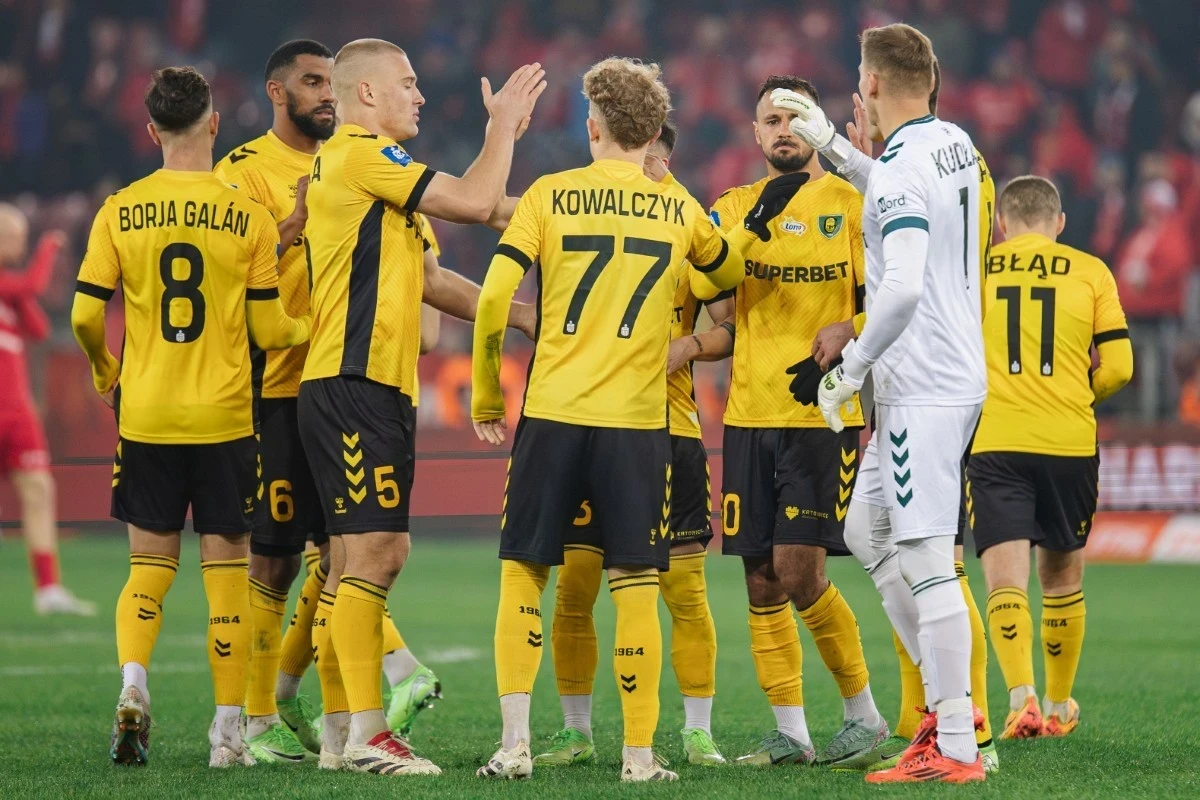 GKS Katowice - Widzew Łódź oceny dla piłkarzy po spotkaniu (08.02.2026)