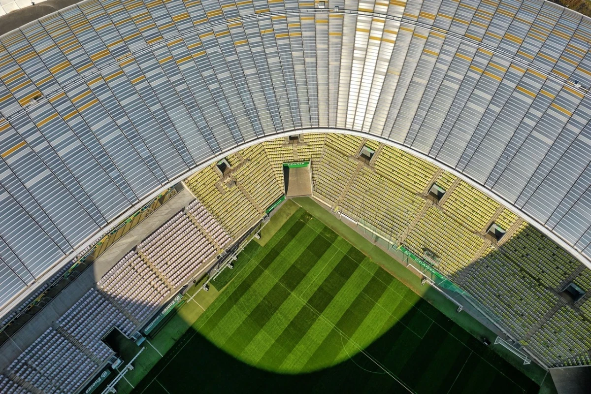 Gdzie obejrzeć Lechia - Arka Gdynia na żywo? Transmisja TV i online (24.08.2025)