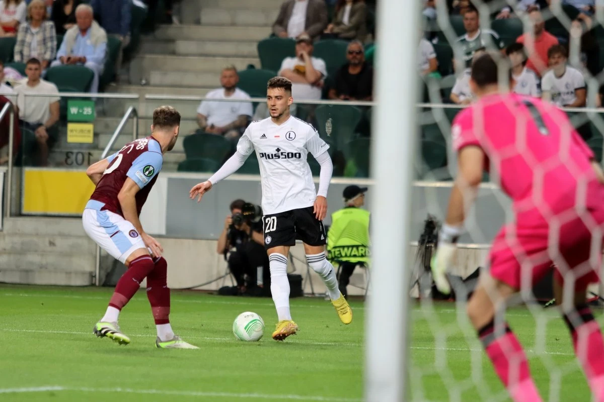 Poznaliśmy składy na mecz Legia - Raków. Oficjalne jedenastki (22.03.2026)