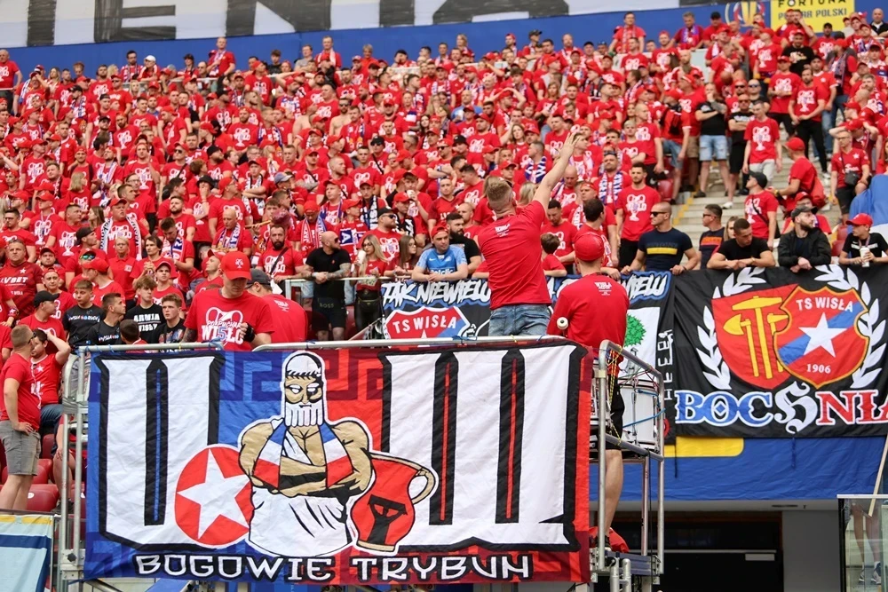 Oficjalnie: wyjściowe składy Zawisza Bydgoszcz - Wisła Kraków (04.12.2025)