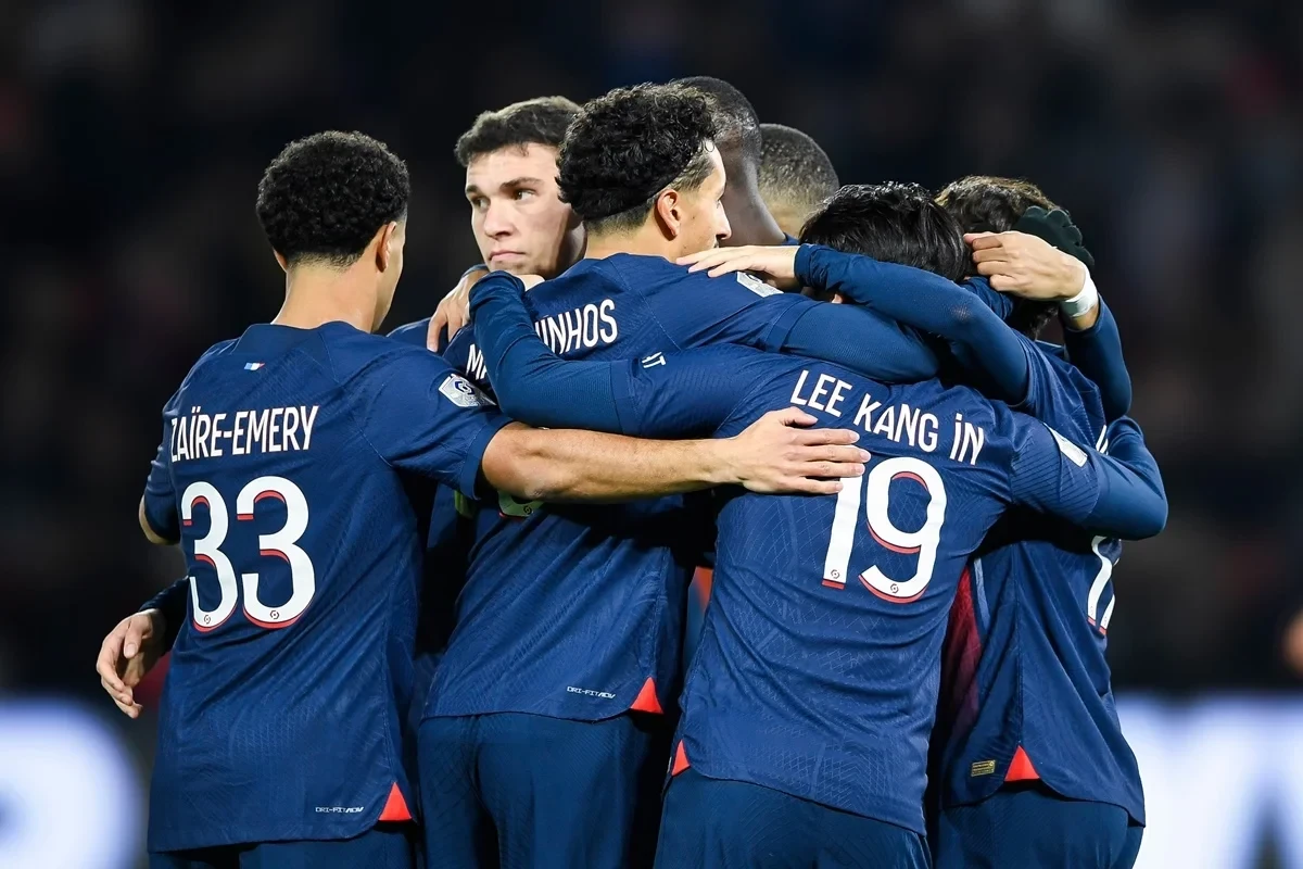Skrót z meczu Nantes - PSG. Najciekawsze akcje i gole (17.08.2025)
