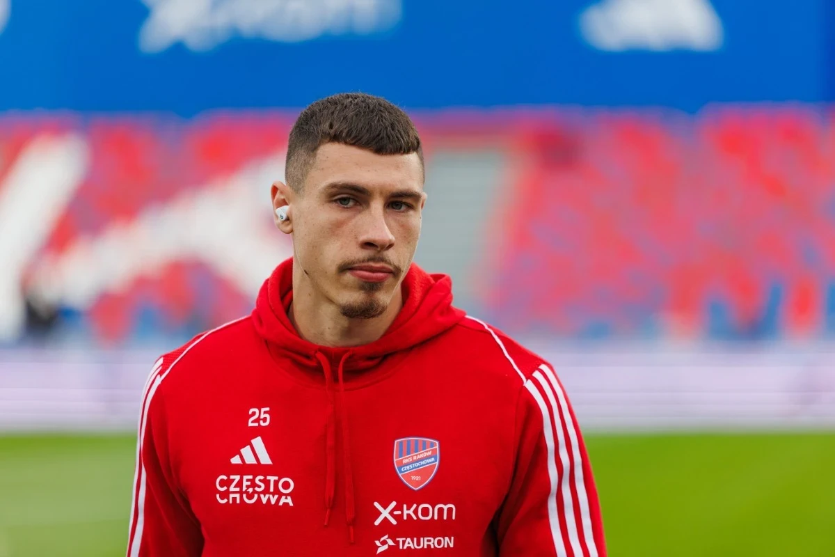 Oficjalne składy Raków - Pogoń Szczecin. Znamy wyjściowe jedenastki (08.03.2026)