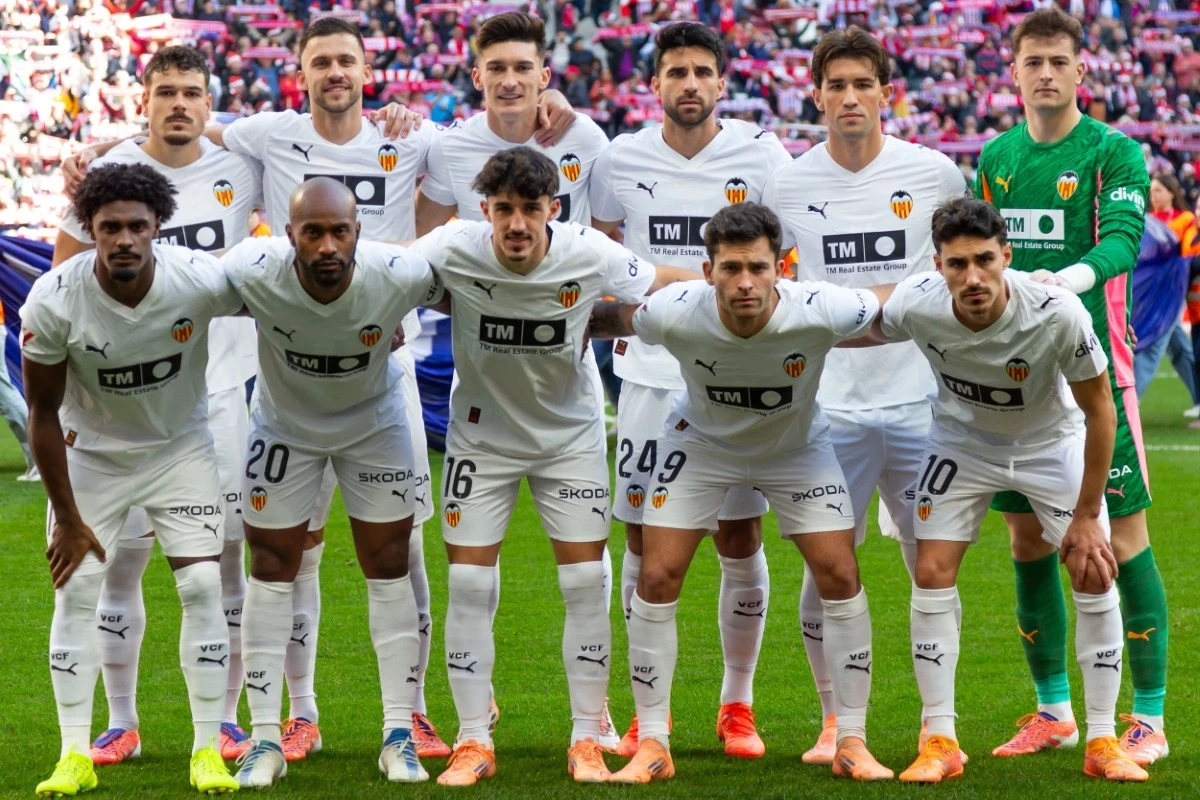 Valencia CF - Alaves przewidywane składy. Kto wybiegnie w pierwszej jedenastce? (08.03.2026)