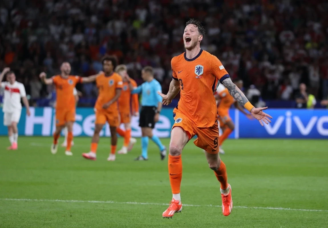 Skrót meczu Malta - Holandia. Gole i najciekawsze akcje (09.10.2025)