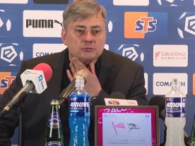 "Interesowali się tym, co będzie robił" - Skorża z szansą na powrót?