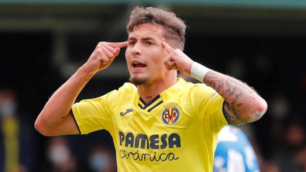 Arsenal i Liverpool toczą walkę o piłkarza Villarreal