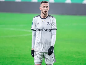Oficjalnie: Legia Warszawa pożegnała się z napastnikiem