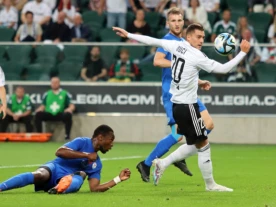 El. LKE: Legia musi odrabiać straty, zaliczka Lecha Poznań (Wideo)