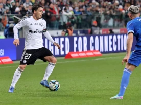 UEFA podjęła decyzję! AZ Alkmaar w końcu ukarany