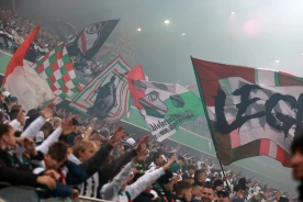Legia Warszawa ogłosiła piąty transfer. Michał Żewłakow zabrał głos