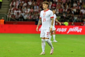 Nicola Zalewski kontuzjowany. Opuścił murawę w 10. minucie meczu