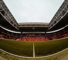 Turecki gigant walczy o głośny transfer