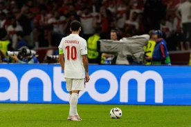 Hakan Calhanoglu kontuzjowany. Co z derbami Mediolanu?